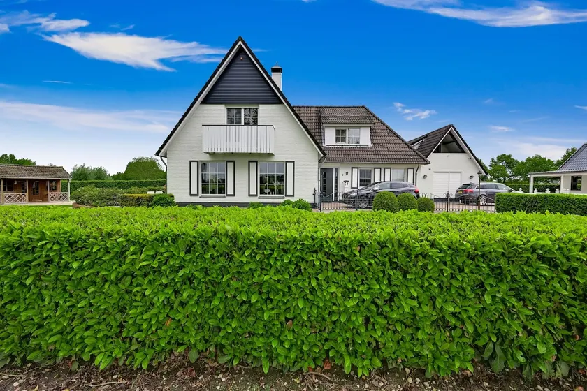 Tasteful Villa in Didam with Garden - Image 1