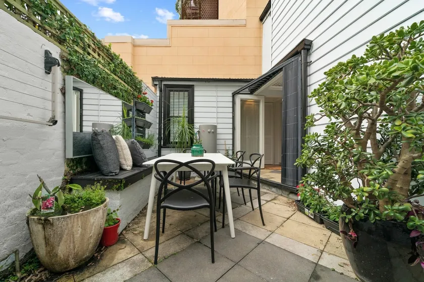 Perfect Laneway Terrace Surry Hills - Image 1