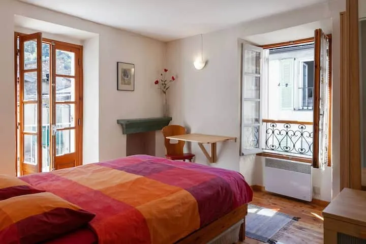 Sunny 1-Bed apartment in lovely mountain village - Image 1