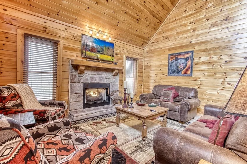 Relaxing 2BR Mountain Getaway! Hot Tub + Wifi - Image 1