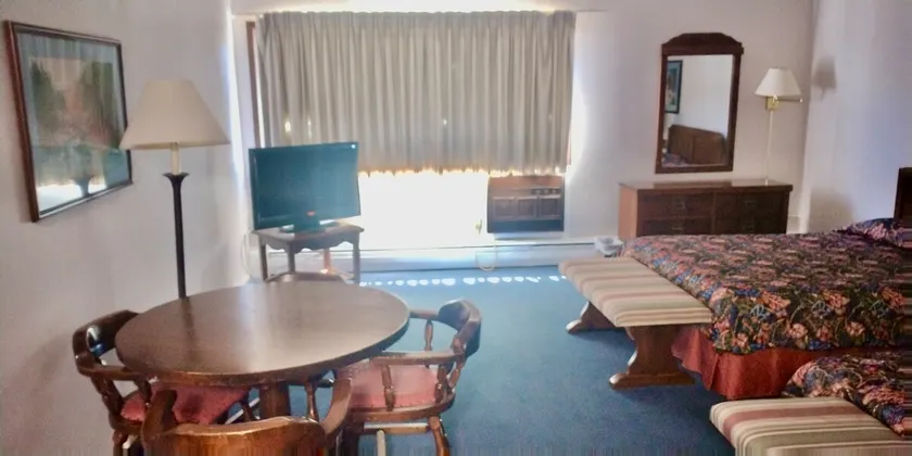 Room 120 - Ski/Nature/Sled/Powdermill Condos - Image 1