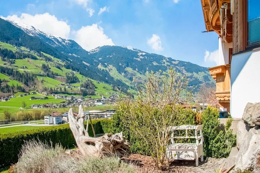 Mountain-view Apartment in Ramsau - Image 1