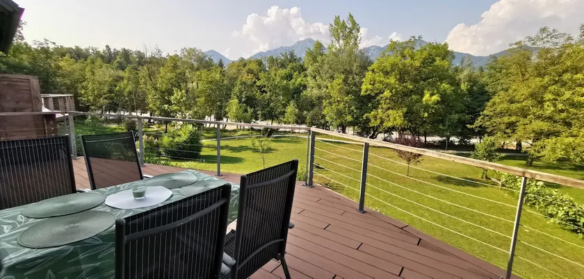Panoramic Apartment with mountain view - Image 1
