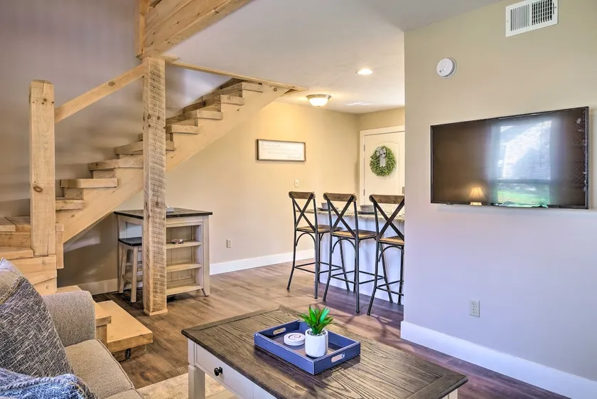 The Cozy Cottage w/ Lake Taneycomo Access! - Image 1