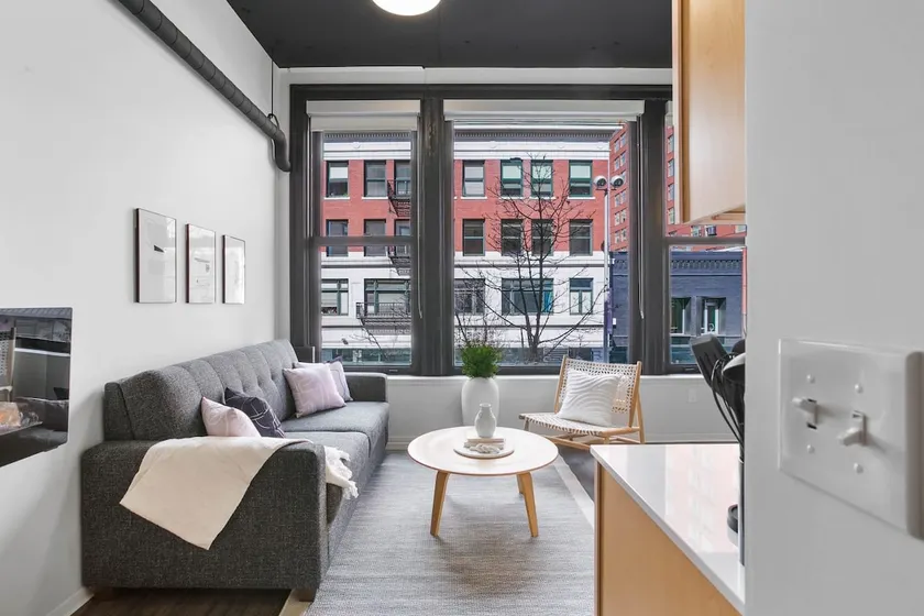 Stylish Apartment + Sushi & Local Restaurant Below - Image 1