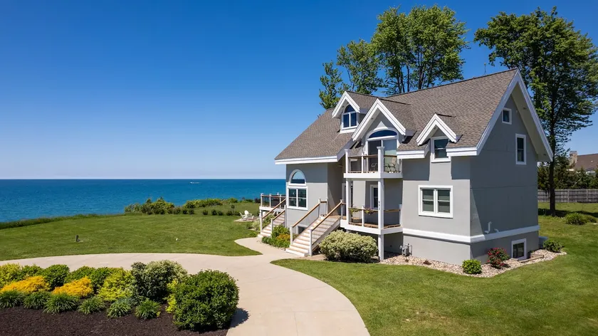Sunset Haven | Hot Tub | Beach Access | Near Town - Image 1