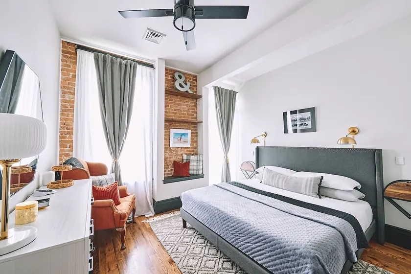 Luxe Main St Loft with Rooftop Lounge and Balcony - Image 1