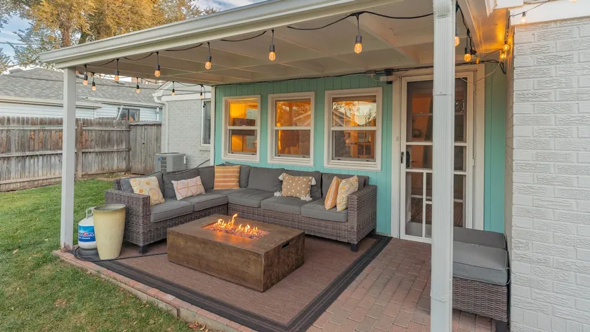 Location! Family Friendly + amenities galore - Image 1