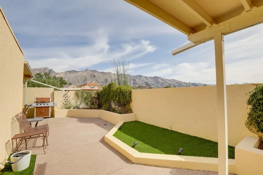Tucson Townhome w/ Private Patio & Mtn Views! - Image 1