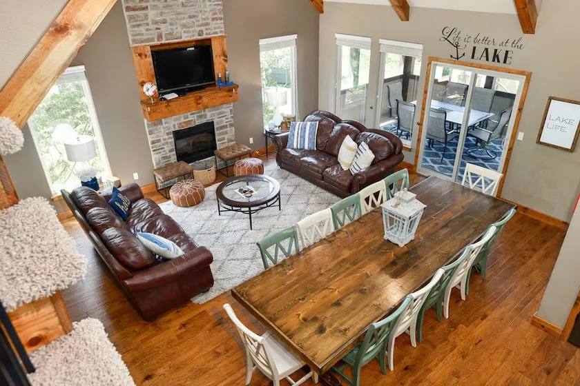 Master Suites with Pool, Splash Pad & Foosball! - Image 1