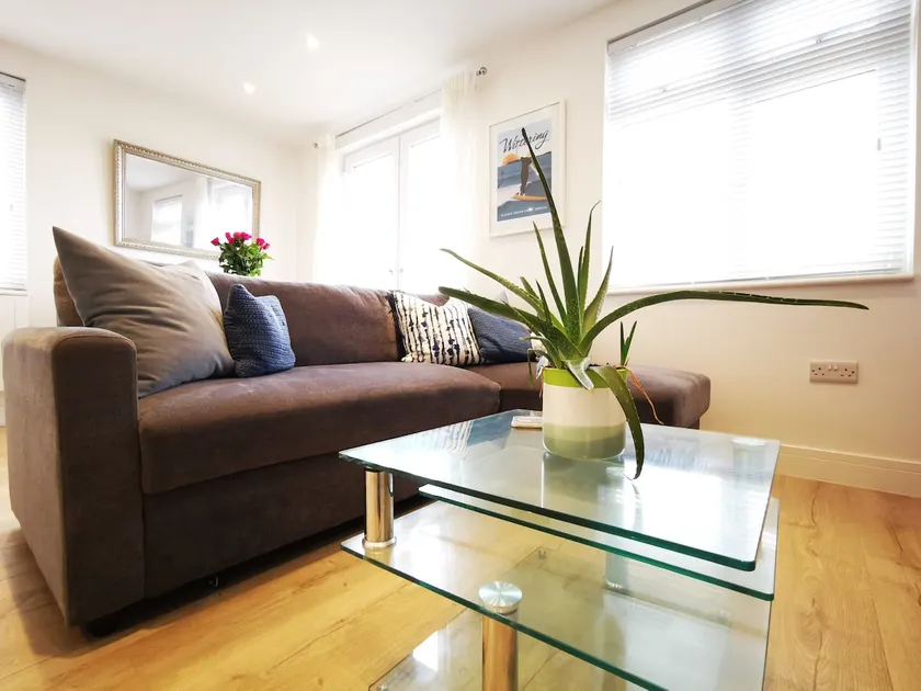 No.2 Horizon - Apartment in East Wittering Village - Image 1