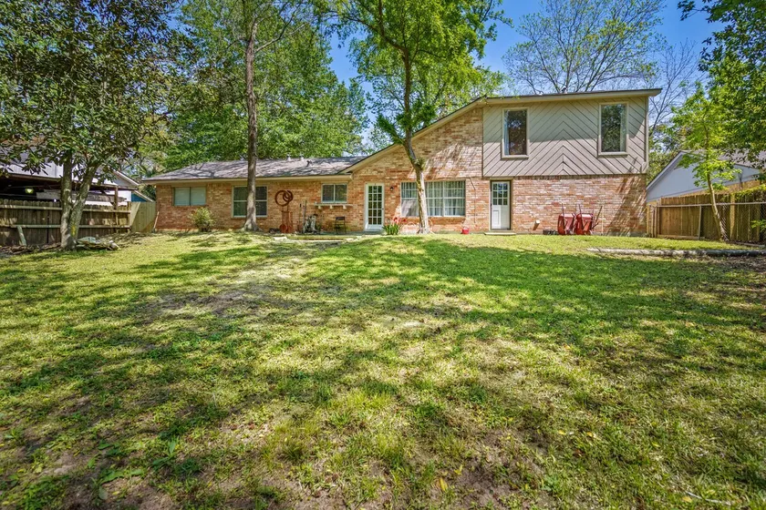 Wooded Retreat Near The Woodlands 7 Beds - Image 1