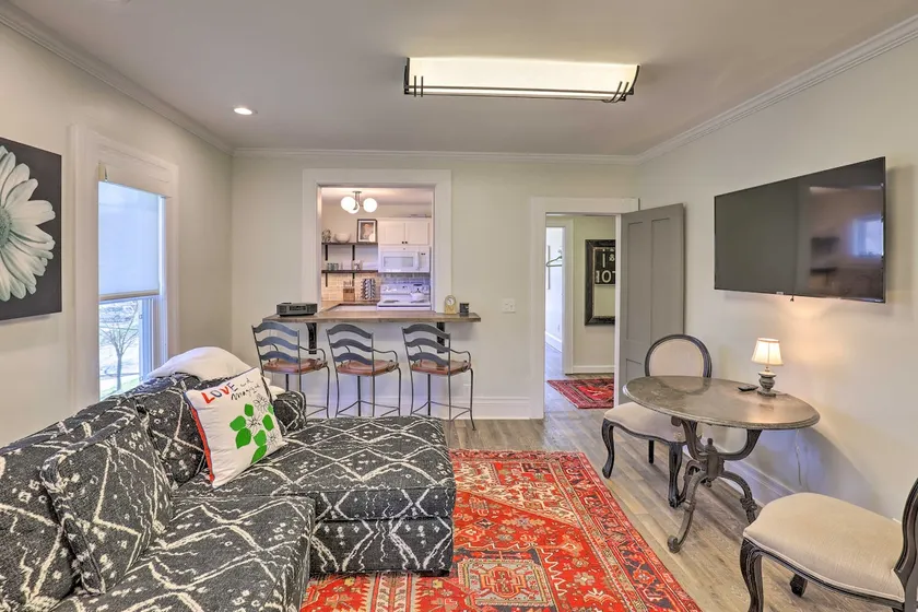 Charming & Walkable Fairport Village Apartment! - Image 1