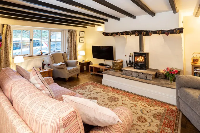 Ingleton 2-Bed Cottage Sleeps 4 Pet Ok & Parking - Image 1