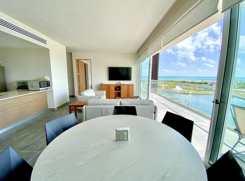 Rooftop pool- family apartment- ocean view -close - Image 1