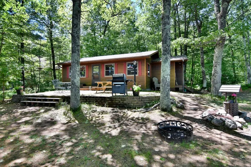 Shady Oaks Cottage on Busky Bay of the Pike Chain of Lakes Iron River, WI - Image 1