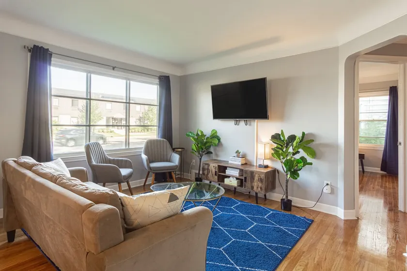 Cute, Cozy and Spacious Berkley Bungalow! - Image 1