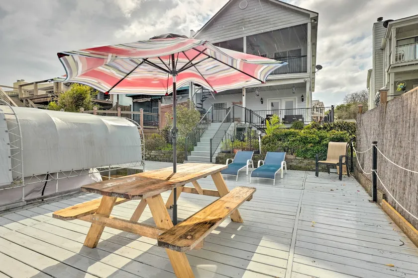 Waterfront Lake Conroe Getaway w/ Multiple Decks! - Image 1