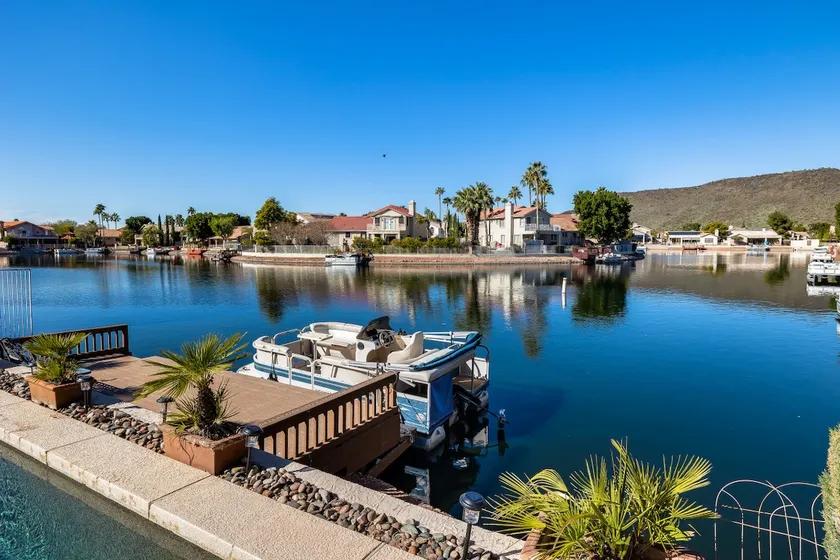 The Vistas - Lakefront Luxury Home / Mountain Views, Heated Pool with Private Pontoon Boat - Image 1
