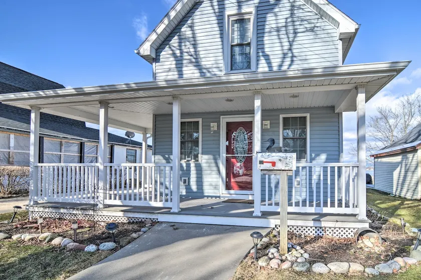 Downtown Boyne City Home, Walk to Lake Charlevoix! - Image 1