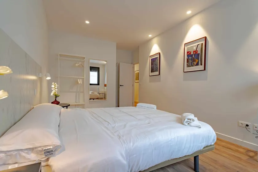 Two-bedroom apartment, Plaza Mayor - Image 1