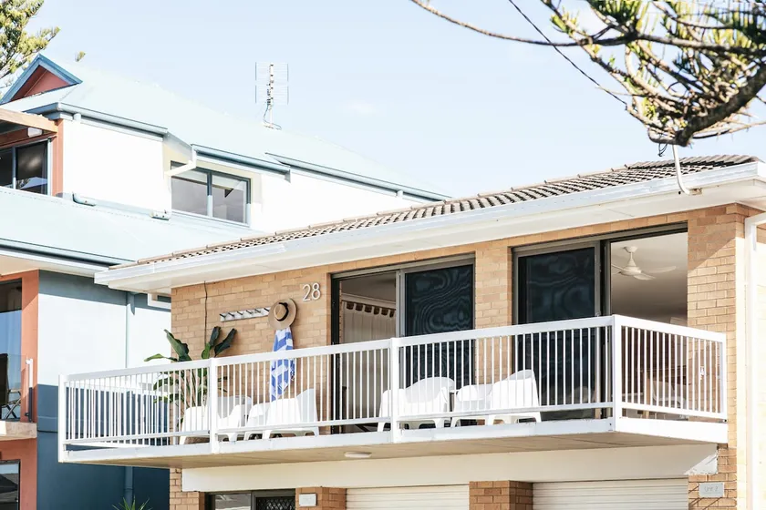 Burleigh Yamba - oceanstays - Image 1