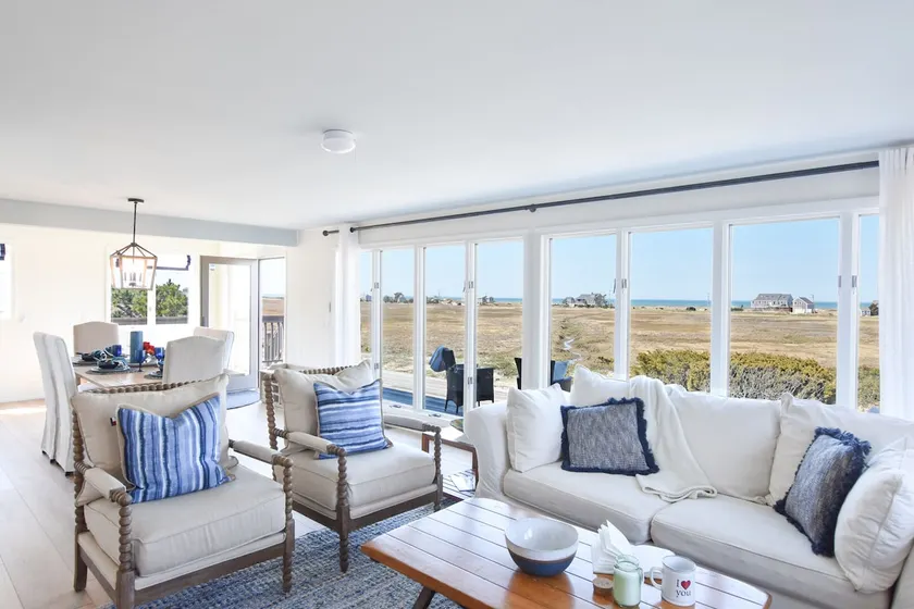 Dreamy Water Views w/ Central AC - Image 1