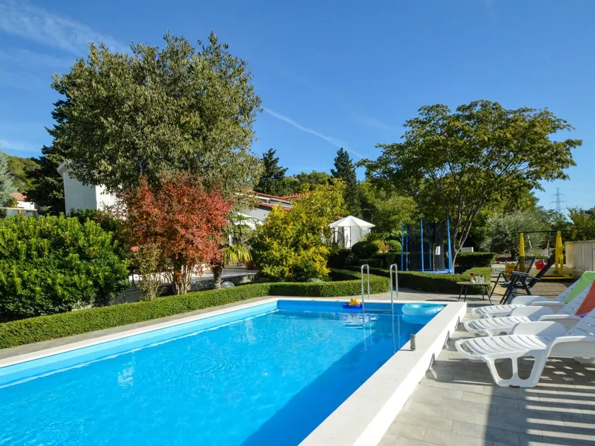Villa Bloom Garden - Image 1