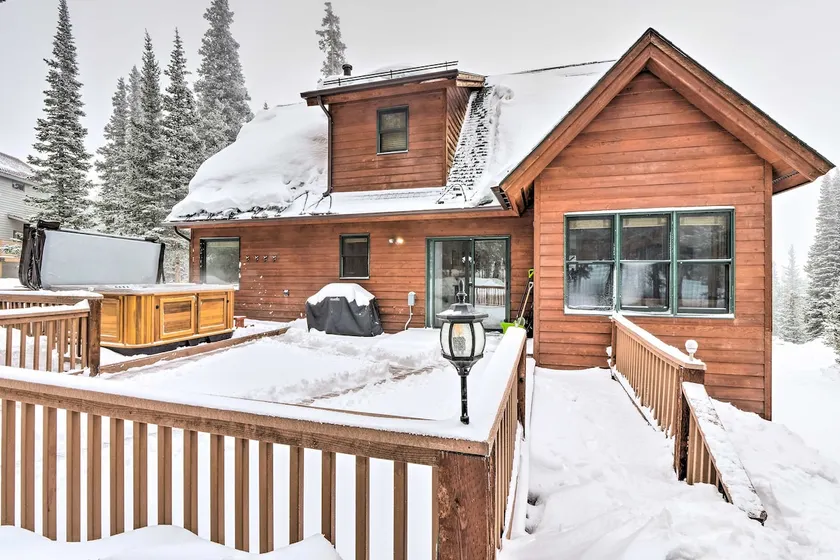 12 Mi to Breckenridge Ski Resort: Cabin w/ Hot Tub - Image 1