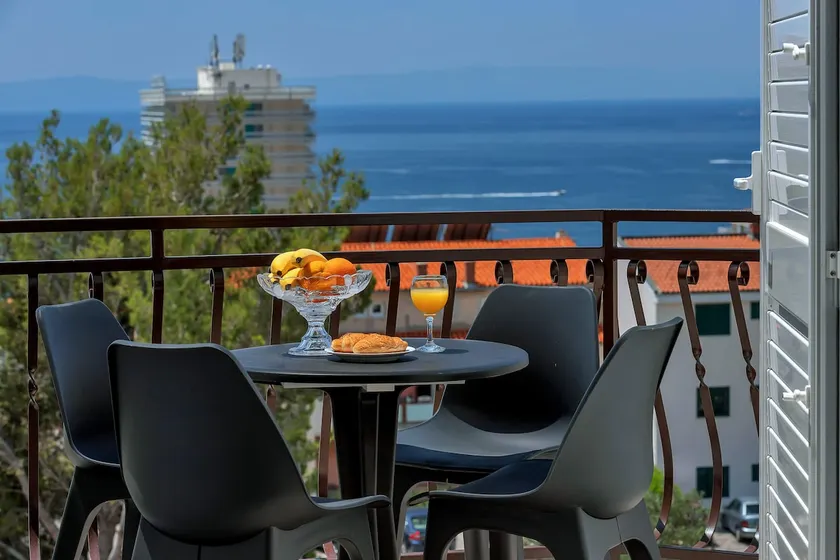 Ivan Sea View Apartment - Image 1