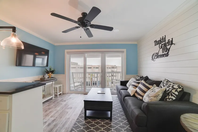Waterfront Corpus Christi Escape w/ Pool Access! - Image 1