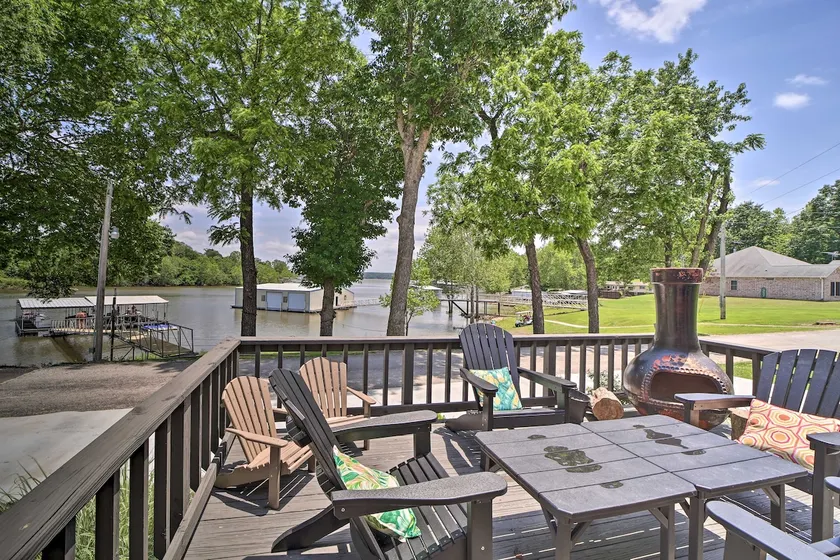 Dock & Grand Lake Access! Idyllic Afton Getaway - Image 1