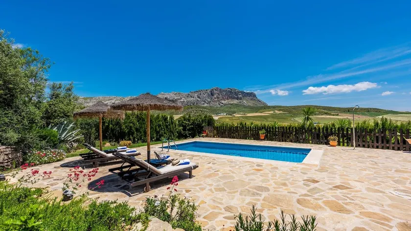 Cortijo La Monja Antequera - La Higuera by Ruralidays - Image 1