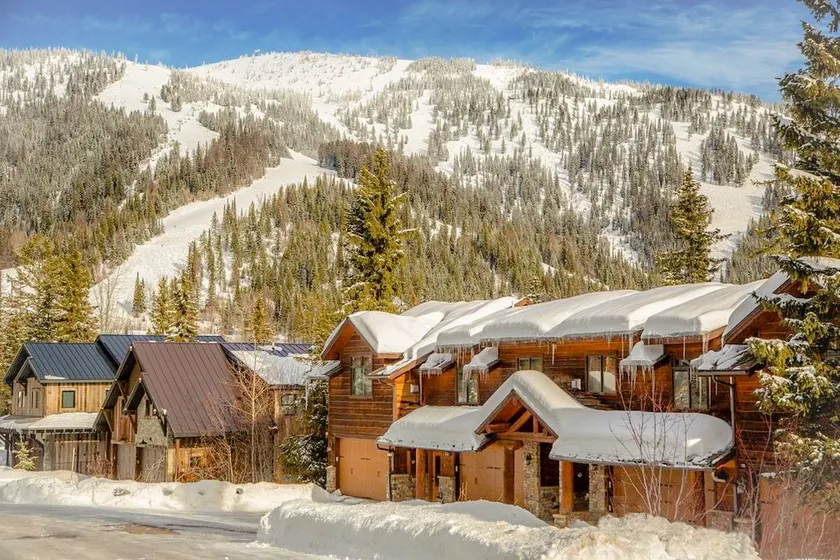 The Spruce Park Chalet - Image 1