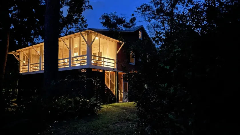 Frog Symphony! Sunsets! Beachfront!・Porch Swing Bed!・2x King Beds - Image 1