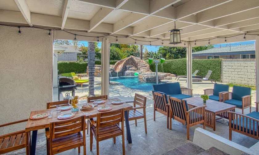 Walk to Disney + Brand New Pool and Rockslide + Game Room + Pet Friendly - Image 1