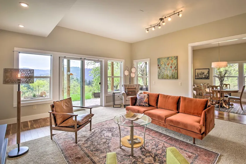 Lovely Canyon View Apartment w/ Patio & Yard - Image 1