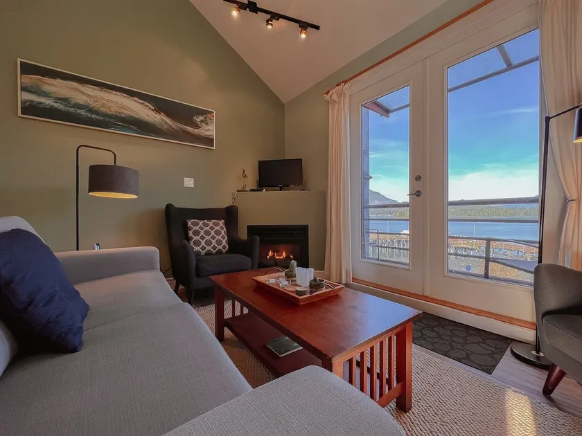 Fred Tibbs #10-Ocean View, D.T, Fireplace, Pets - Image 1