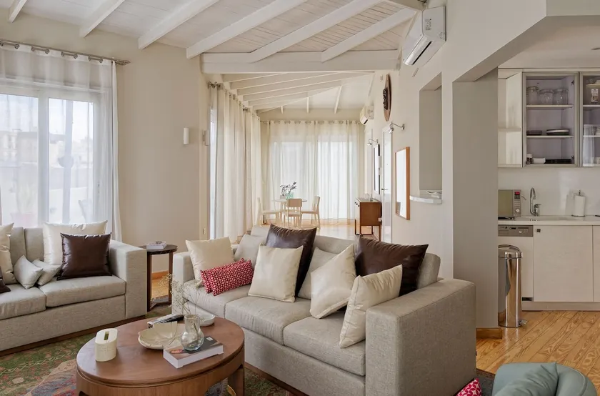 VESTA Elite 2BR Apt Spacious Terrace in Merghany - Image 1