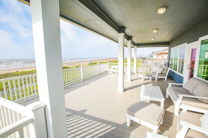 Spectacular 1st Row Beach Front Home ~ Sleeps 16 - Image 1