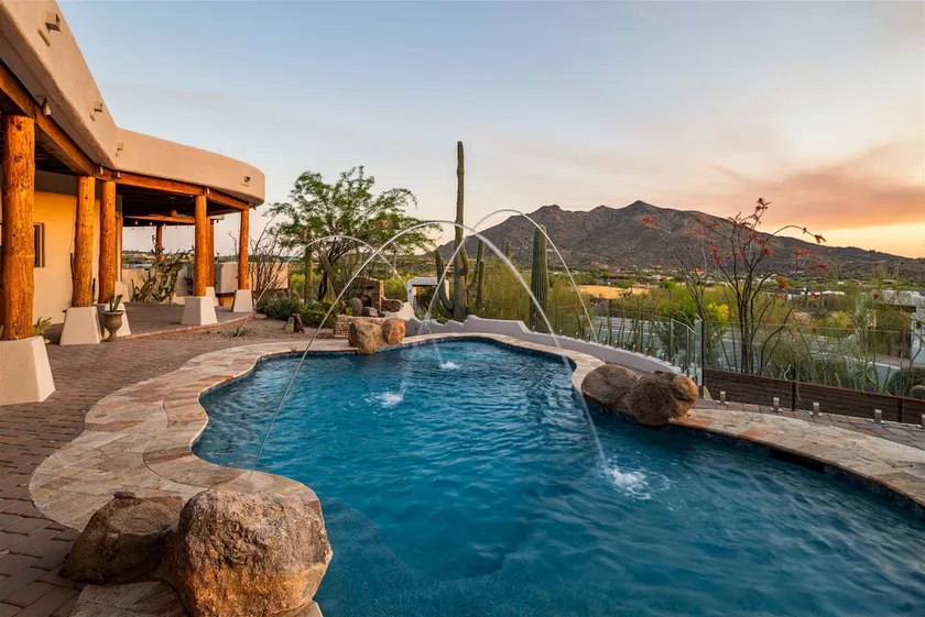 Starscape - An Enchanting Cave Creek Estate - Image 1