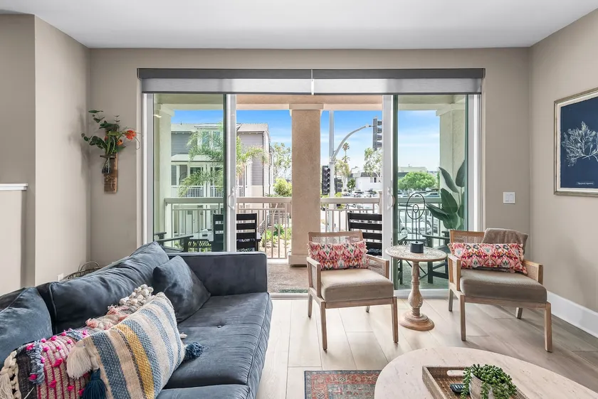 Mission Beach 3 Bedroom w/ Parking, Patio and AC! - Image 1