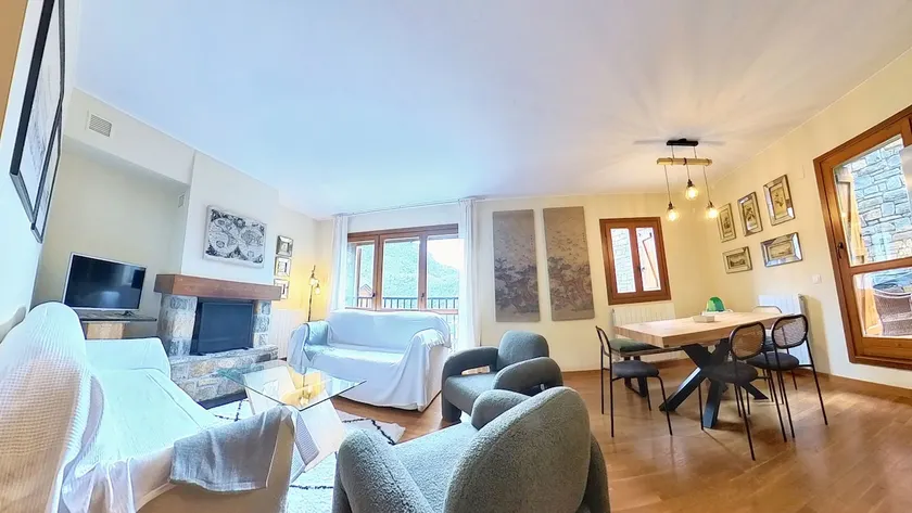 Musales 33 - your home in the Pyrenees - Image 1