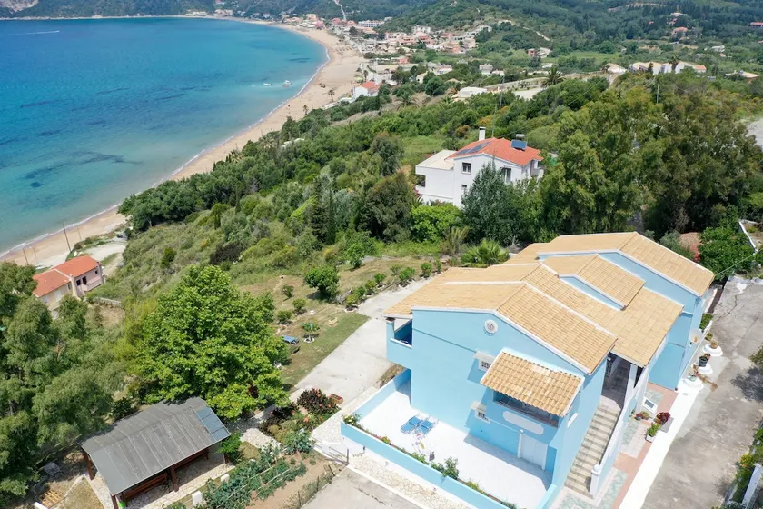 Agios Georgios - 2 Beds - Sleeps 4 - Free Parking - Image 1