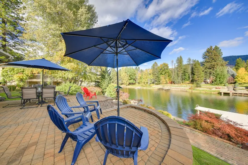 Expansive Waterfront Escape w/ Kayaks + SUPs! - Image 1