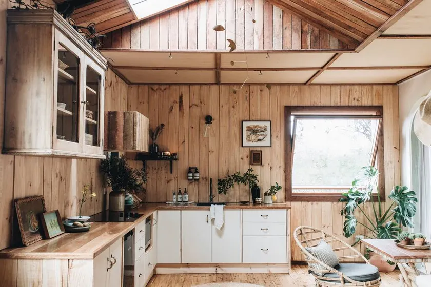 Cosy Cabin - Image 1