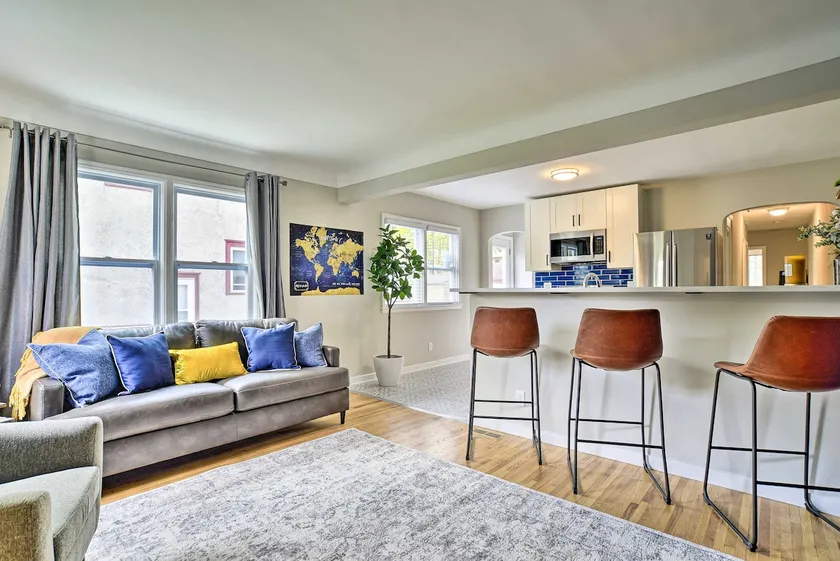 Mpls Duplex w/ WiFi & Kitchen: 5 Mi to Dtwn! - Image 1