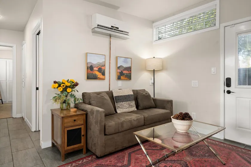 Hot Tub | EV Charger | Pet Friendly | - Image 1