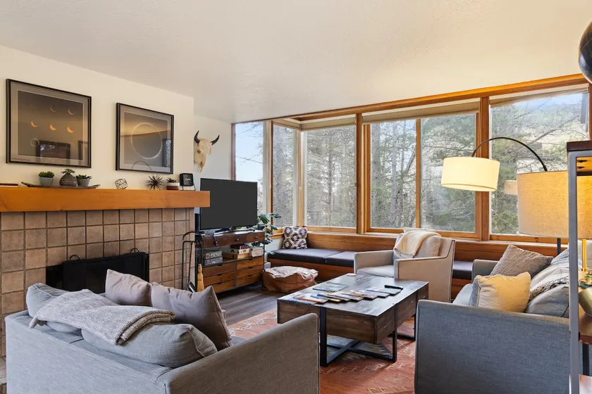Outpost: Yampa 2424 - Aspens Location! - Image 1