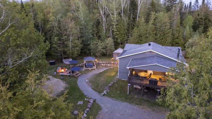 Between Mountains and Lake - Lake access, fire & relaxation - Image 1